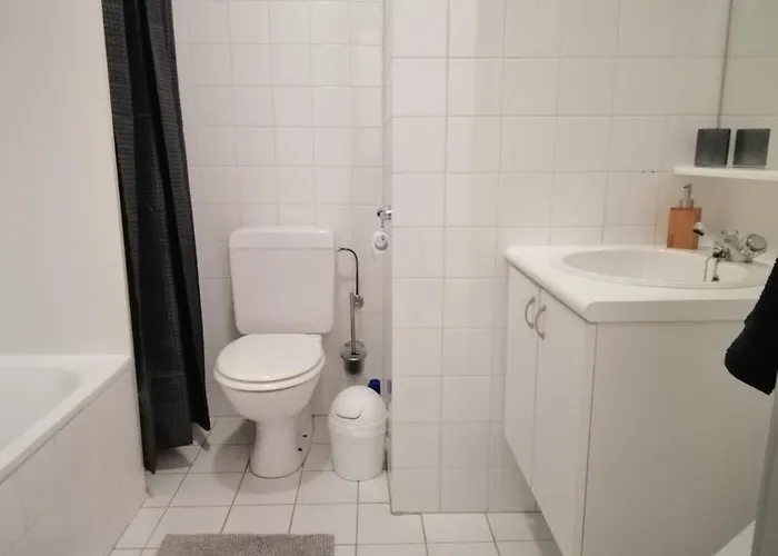 公寓 Value In 100m From Promenade